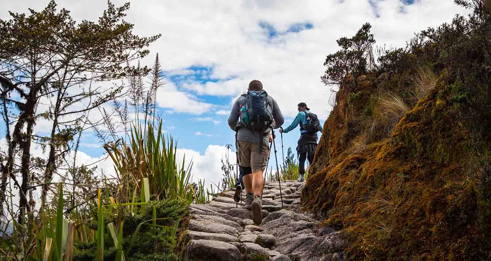 Qué Empacar para el Camino Inca Clásico: Checklist Completo y Consejos Expertos