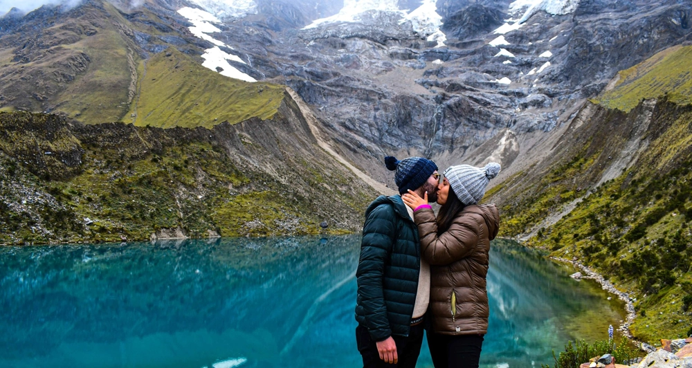 ¿Por Qué la Laguna Humantay Debería Estar en Tu Lista de Viajes? ¿Por Qué la Laguna Humantay Debería Estar en Tu Lista de Viajes?