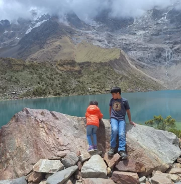 Agencia de viajes en Cusco tours en Cusco tours en Peru Machu Picchu Valle Sagrado Laguna Humantay Montaña de Colores y experiencias espirituales andinas