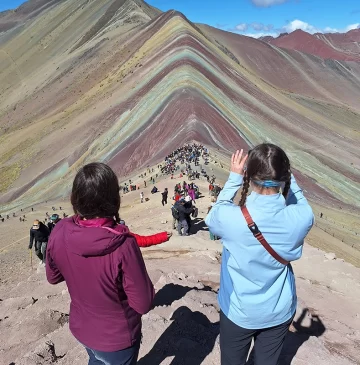 Agencia de viajes en Cusco tours en Cusco tours en Peru Machu Picchu Valle Sagrado Laguna Humantay Montaña de Colores y experiencias espirituales andinas