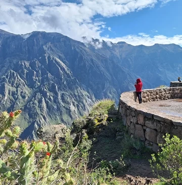Agencia de viajes en Cusco tours en Cusco tours en Peru Machu Picchu Valle Sagrado Laguna Humantay Montaña de Colores y experiencias espirituales andinas