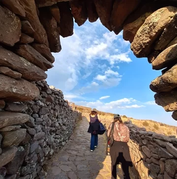 Agencia de viajes en Cusco tours en Cusco tours en Peru Machu Picchu Valle Sagrado Laguna Humantay Montaña de Colores y experiencias espirituales andinas