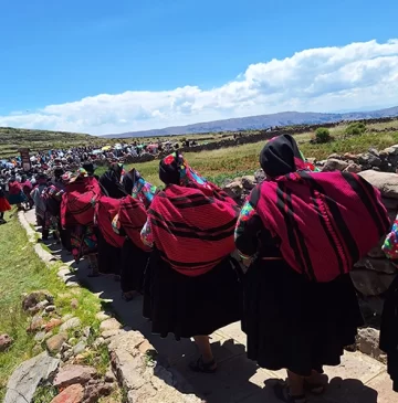 Agencia de viajes en Cusco tours en Cusco tours en Peru Machu Picchu Valle Sagrado Laguna Humantay Montaña de Colores y experiencias espirituales andinas