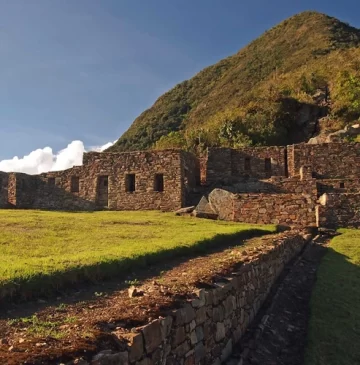 Agencia de viajes en Cusco tours en Cusco tours en Peru Machu Picchu Valle Sagrado Laguna Humantay Montaña de Colores y experiencias espirituales andinas