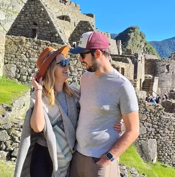 Agencia de viajes en Cusco tours en Cusco tours en Peru Machu Picchu Valle Sagrado Laguna Humantay Montaña de Colores y experiencias espirituales andinas